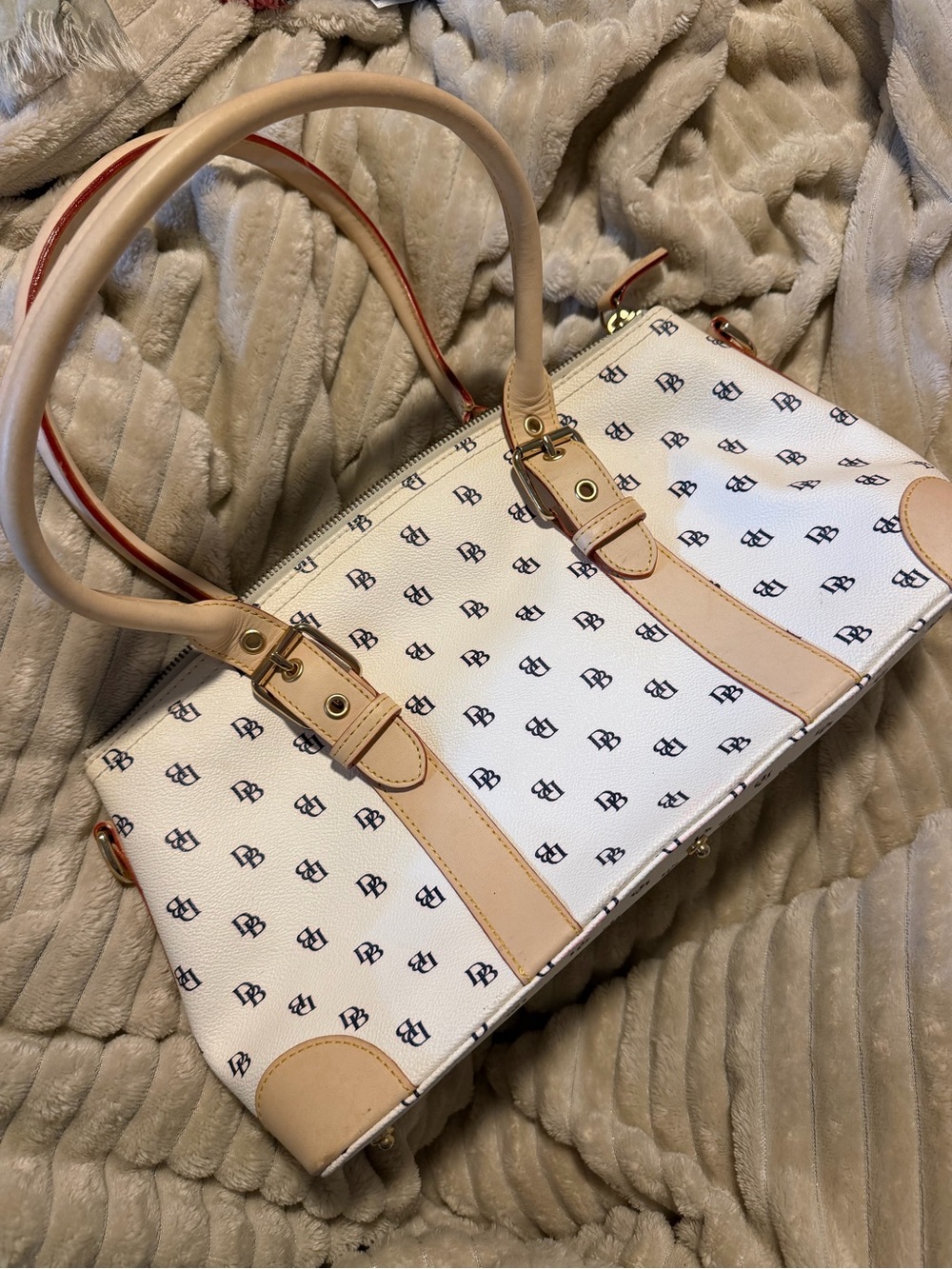 Dooney & Bourke White & Tan Shoulder Bag w/Crossbody Strap